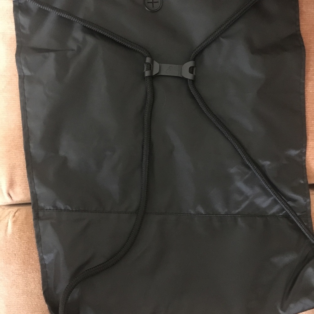 Asics drawstring bag - Picture 2 of 5